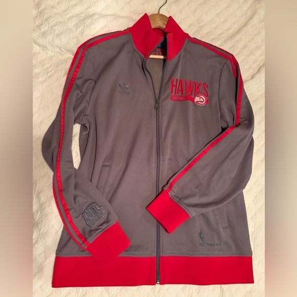 Adidas Gray and Red Atlanta Hawks Member Jacket - Picture 8 of 8